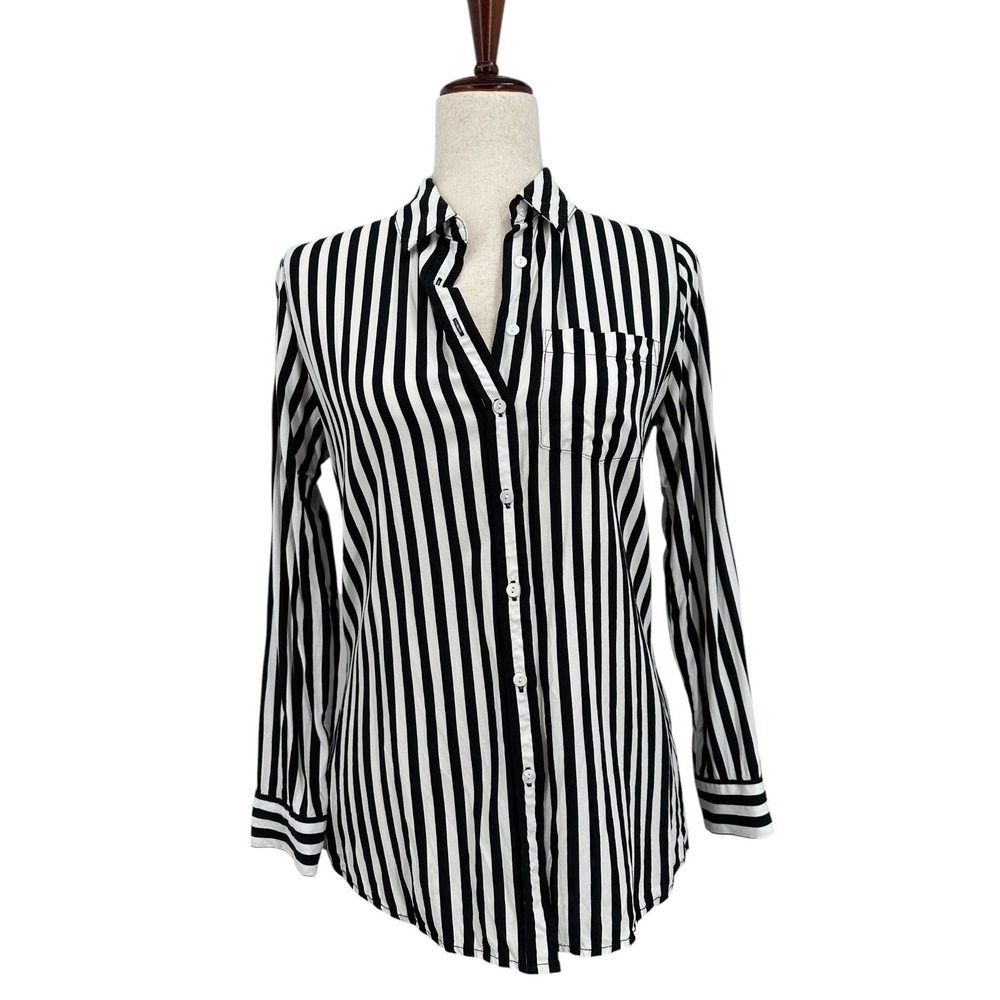 Jane & Delancey Black & White Striped Button-up Blouse Women's Small Button Back